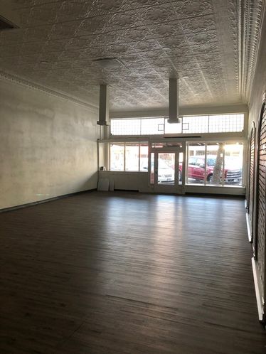 Remodeled High Exposure Retail/Office Building Off Hard Corner: 349 W D St, Lemoore, CA 93245